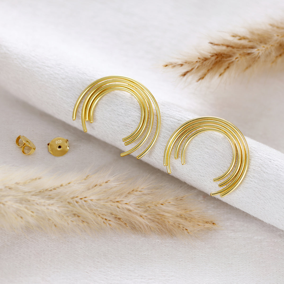 Helix Gold Earring