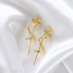 Ethereal Folds Gold Earring