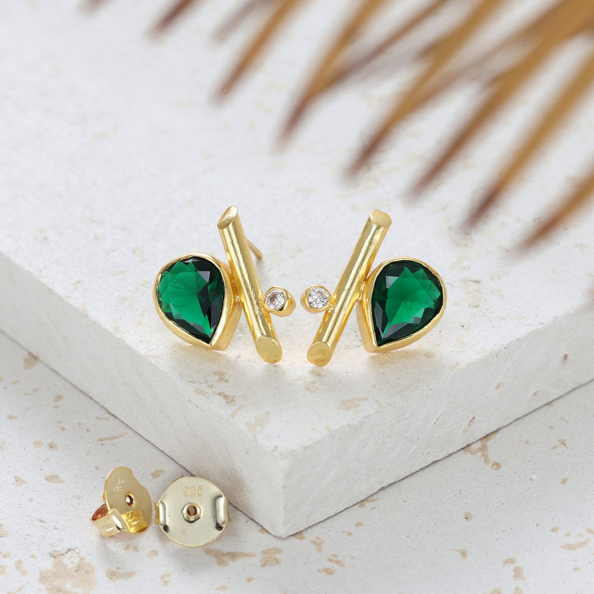 Piriform Stud Earring
