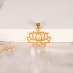 Neeraja Gold Pendant