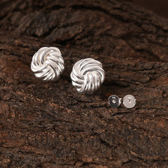 Knot Fluid Silver Stud Earring