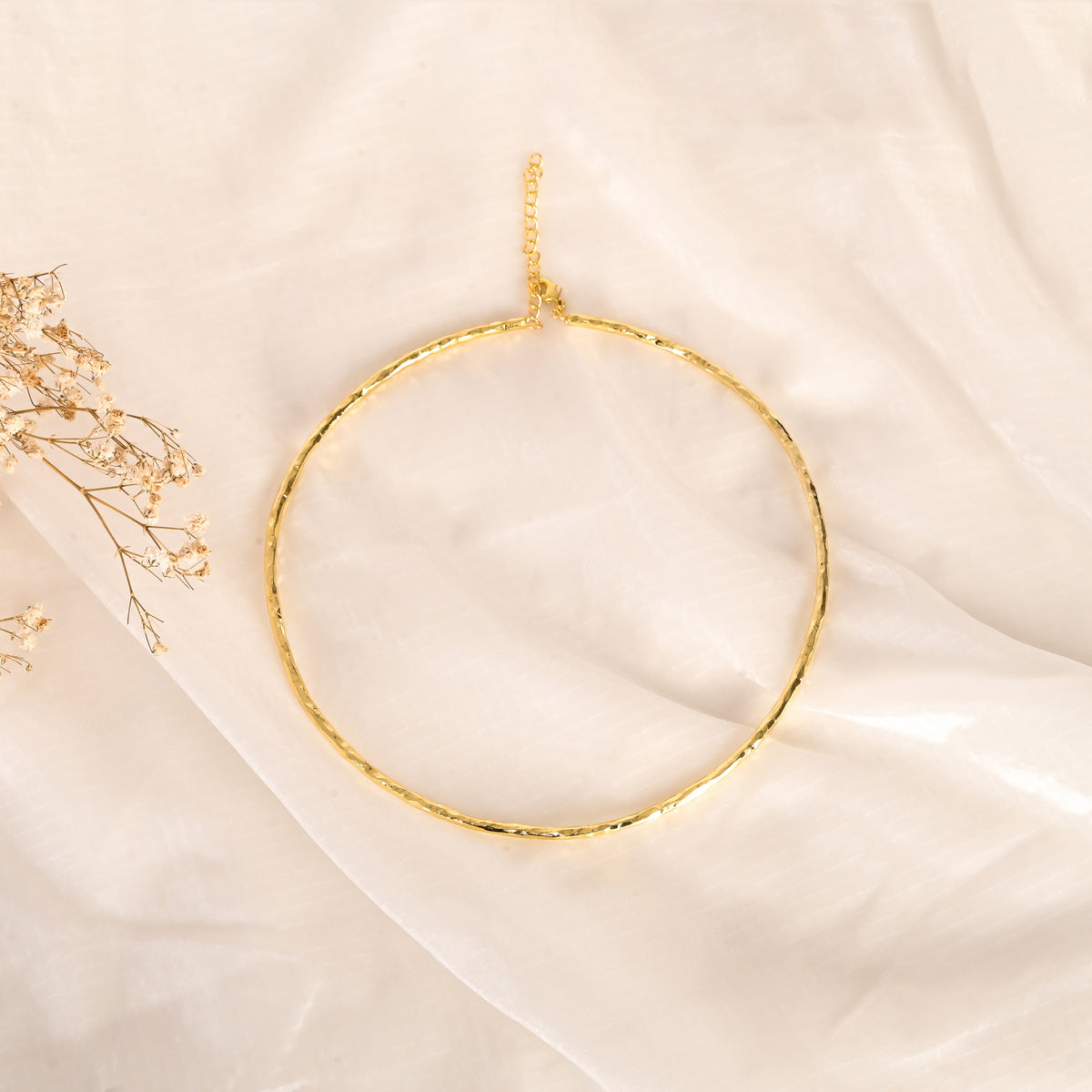 Forge Sleek Gold Necklace